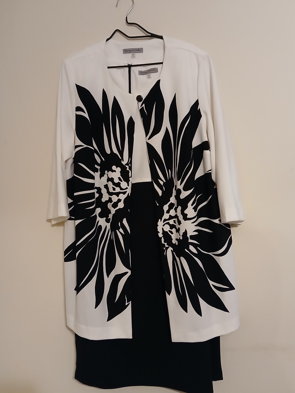 Danny & Nicole White Jacket Dress with Bold Black Floral Print